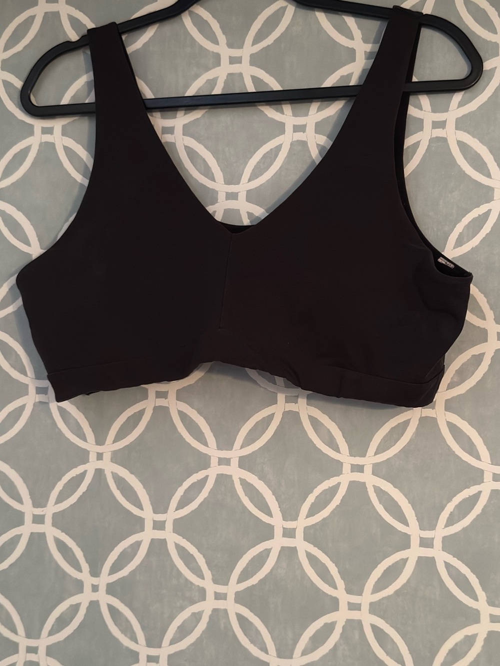Black sports bra Old Navy